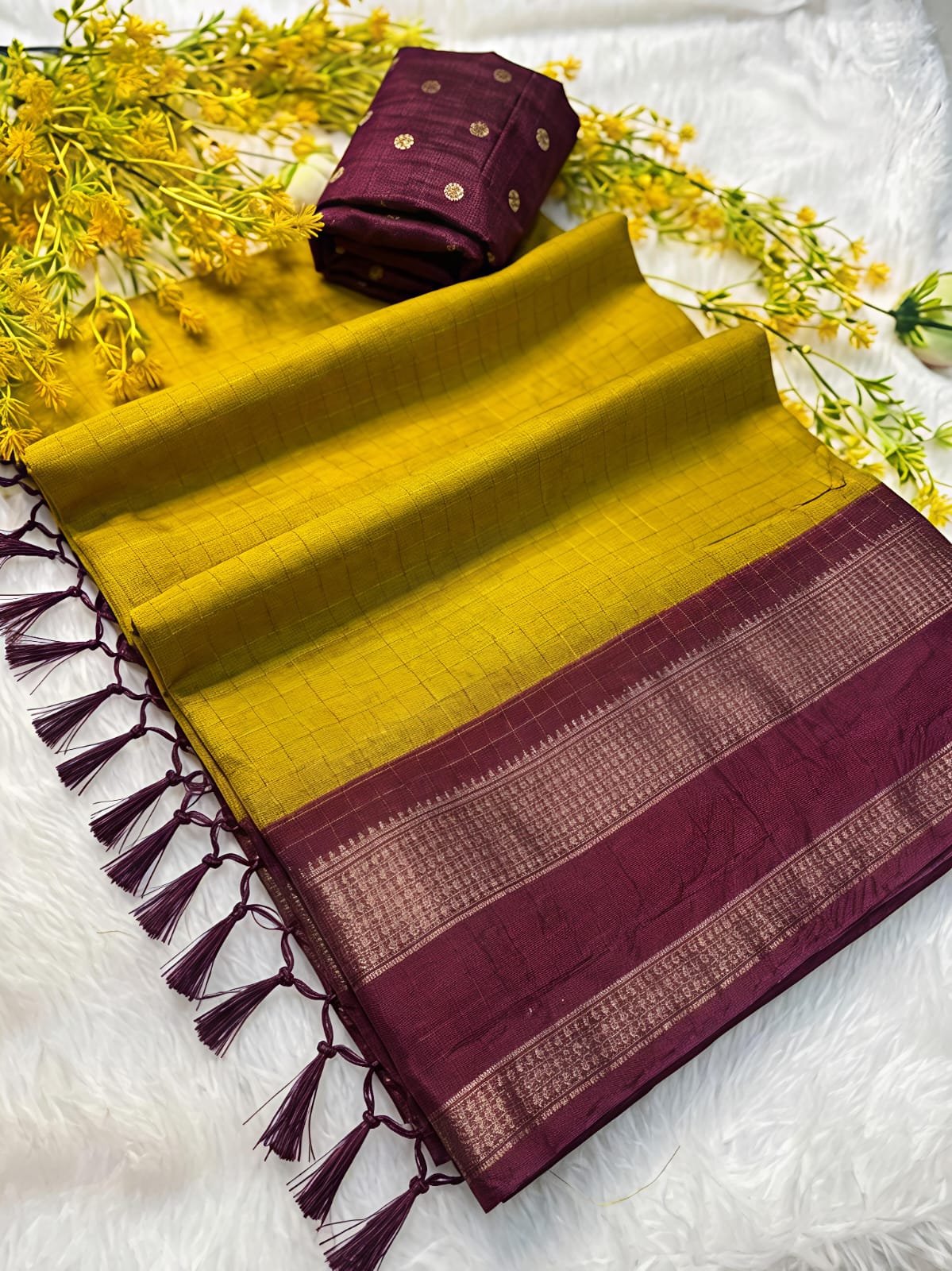 Golden Zari Radiance—A luxurious blend of warm silk and Dola featuring a sophisticated checks pattern