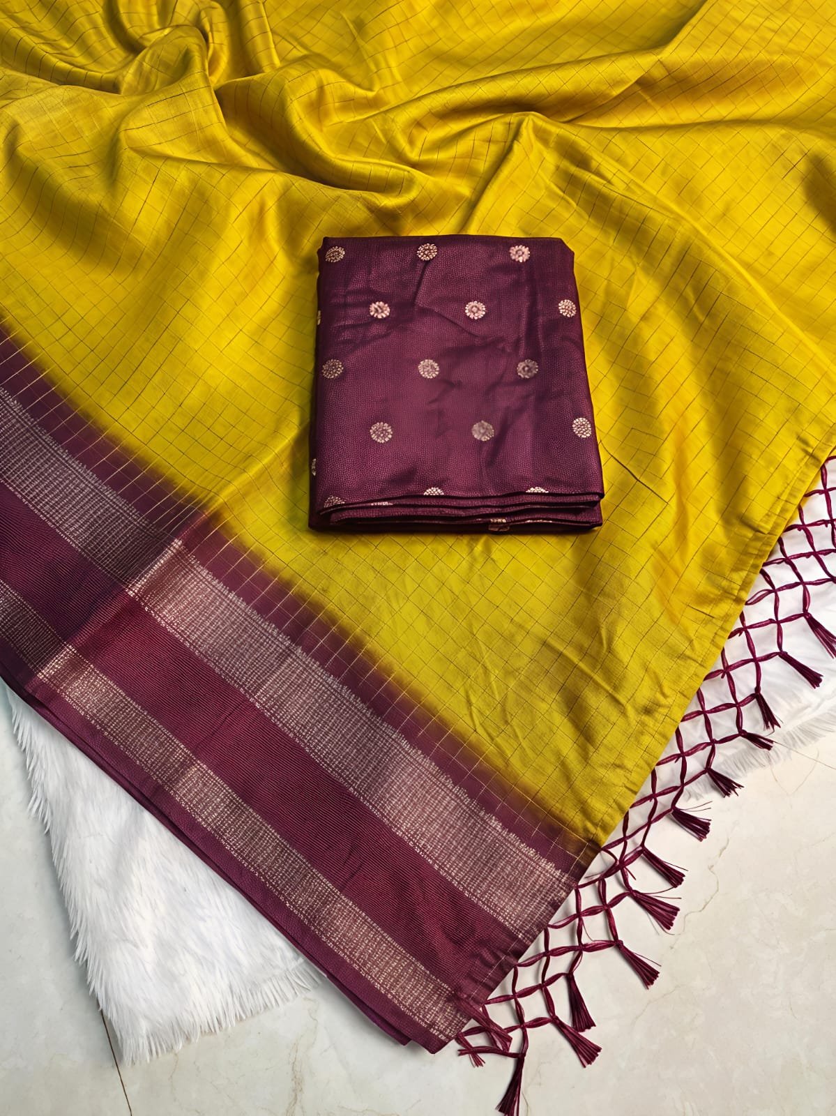 Golden Zari Radiance—A luxurious blend of warm silk and Dola featuring a sophisticated checks pattern.