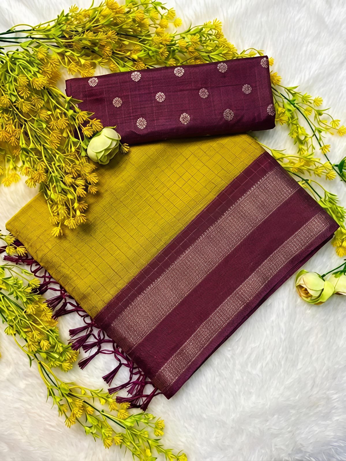 Golden Zari Radiance—A luxurious blend of warm silk and Dola featuring a sophisticated checks pattern